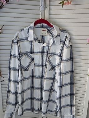 Levi's White & Navy Plaid Lightweight Button-Down Shirt